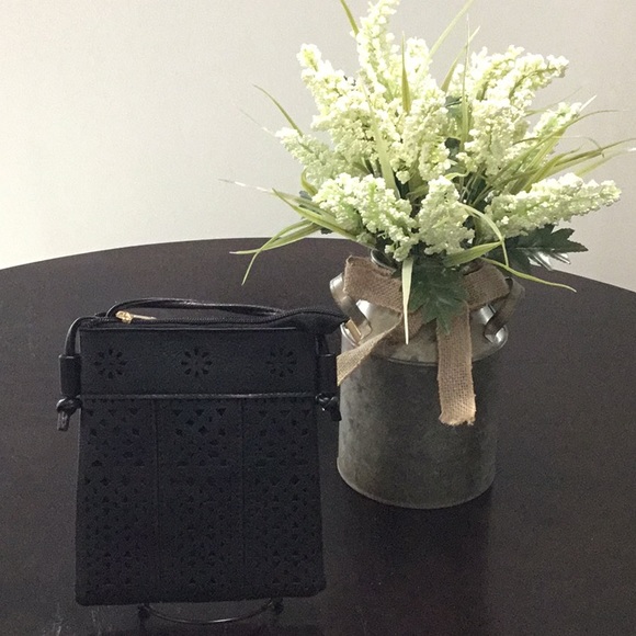 Bundle of two Mini Crossbody Bags - Picture 3 of 4